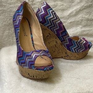 Mossimo Supply Co. Multicolor Zigzag Wedges